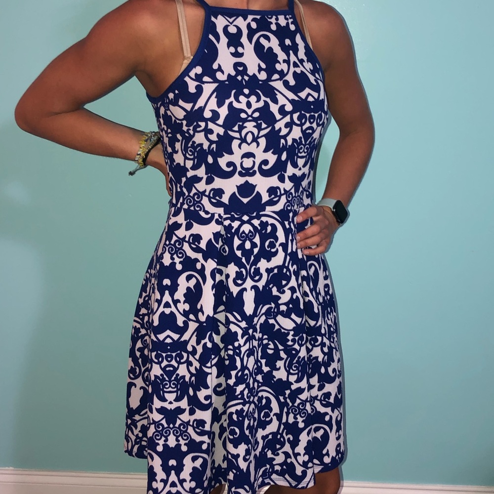 Soprano Dress sz M
